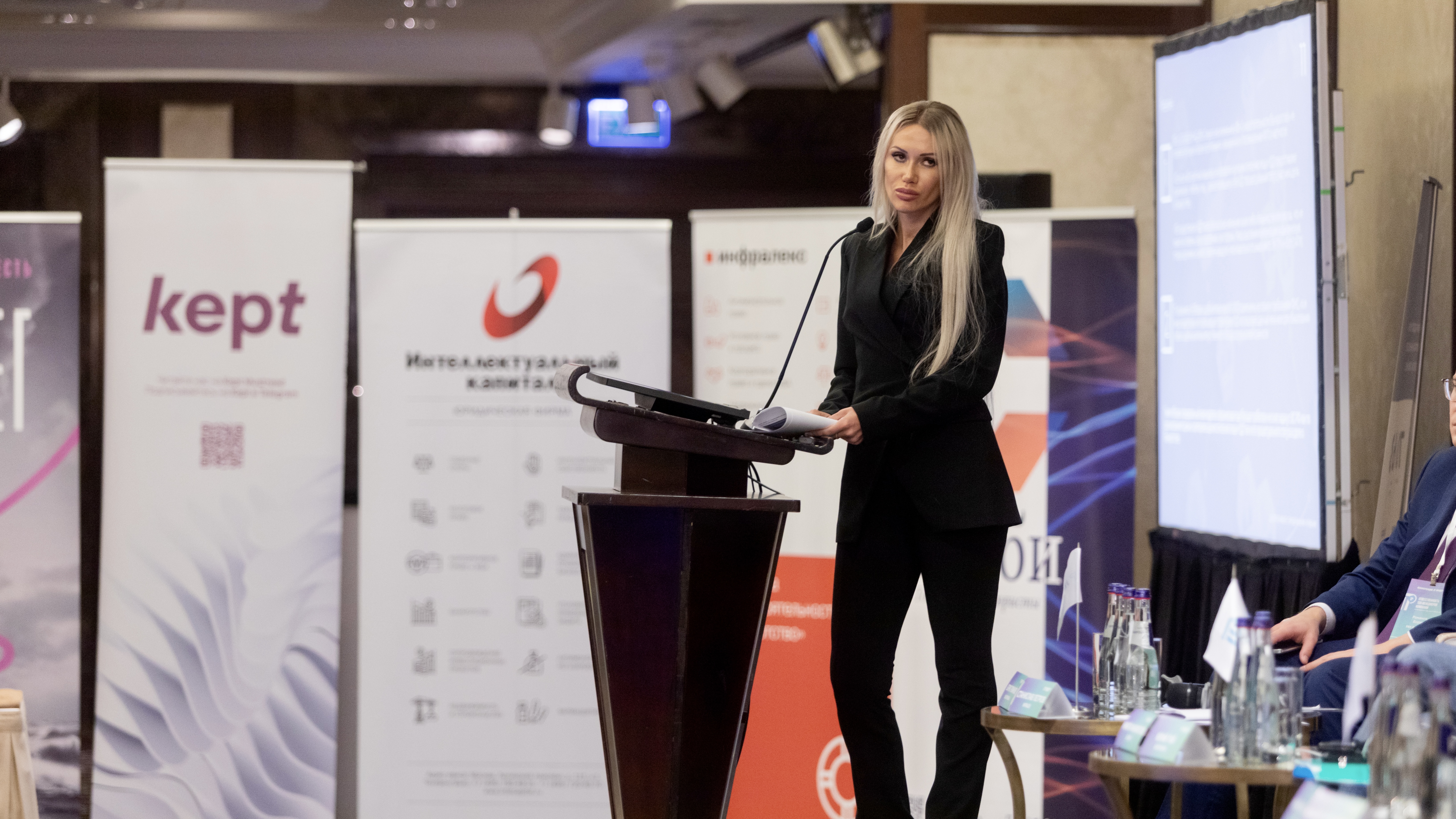 Ирина Межуева выступила на конференции Право.ru «Ответственность топ-менеджеров компании: взыскание убытков, субсидиарная и уголовная ответственность»